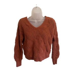 Beautiful Women’s knit top